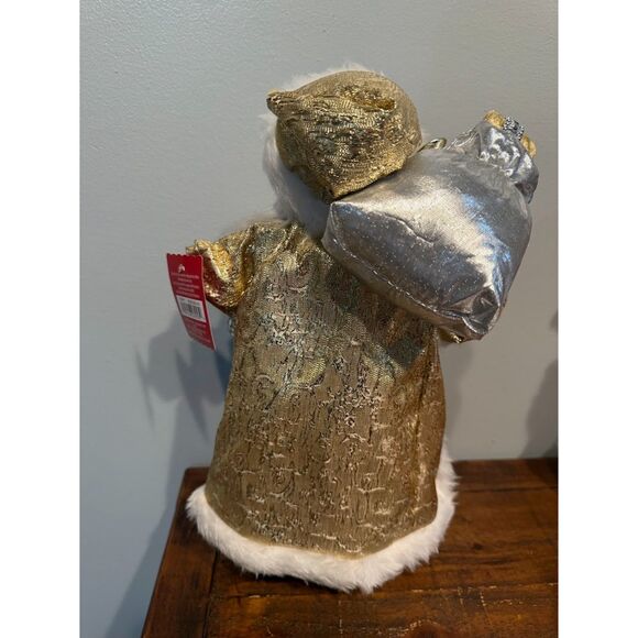 Ashland Christmas Santa - Picture 3 of 4